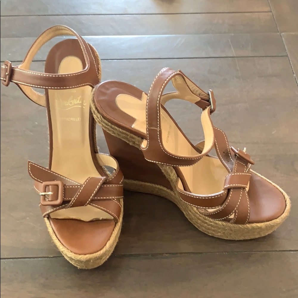 Christian Louboutin Espradrilles wedge buckle shoe